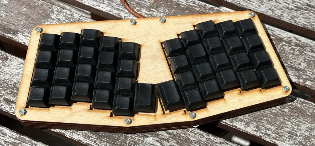 Handmade Atreus ergonomic keyboard