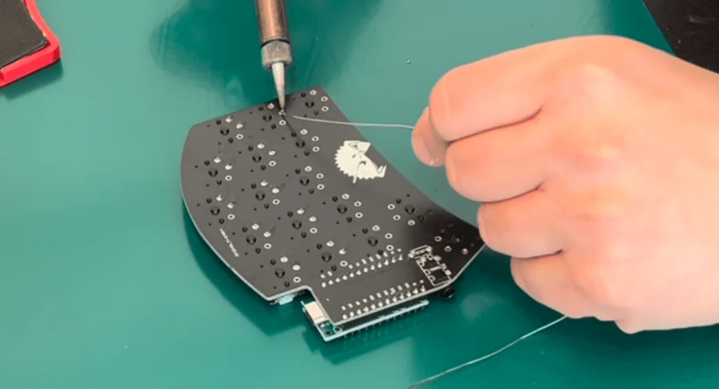 Soldering Kailh Choc switches